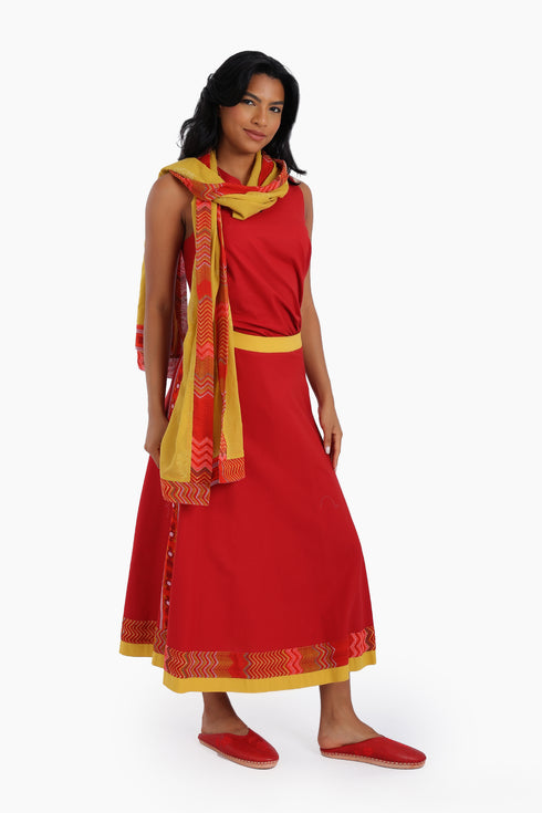 Long A line skirt in cotton poplin with contrast color trims